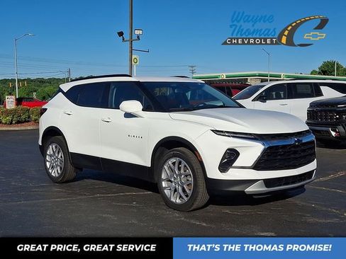 Used 2024 Chevrolet Blazer LT w/ Convenience Package FWD image 1