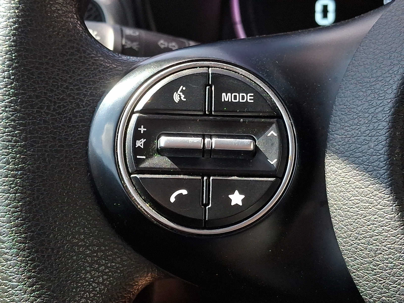 Used 2023 Kia Soul LX FWD image 18