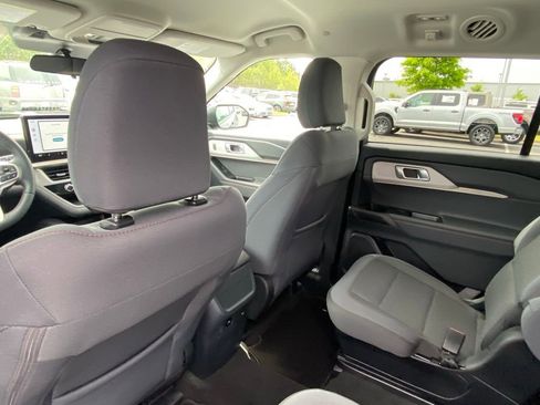 New 2026 Ford Explorer Active image 22