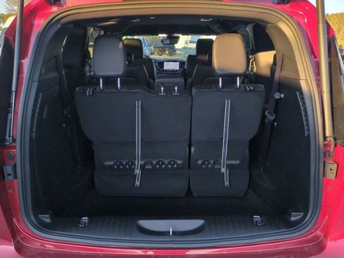 New 2026 Chrysler Pacifica Select image 31
