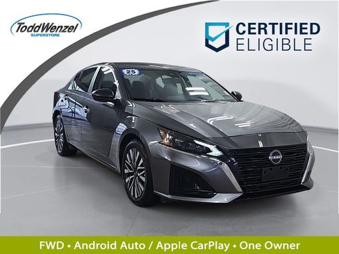 Used 2025 Nissan Altima 2.5 SV FWD image 1