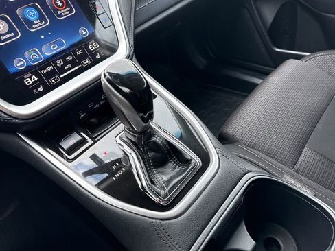 Used 2022 Subaru Outback Premium image 25