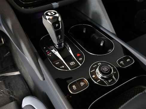 Used 2023 Bentley Bentayga Speed image 20