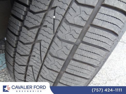 Used 2023 Chevrolet Traverse Premier w/ Redline Edition AWD/4WD image 48