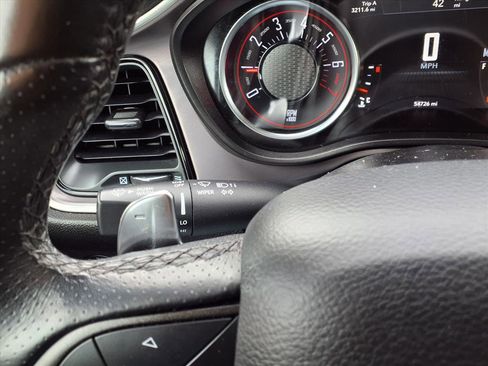 Used 2022 Dodge Challenger GT image 12