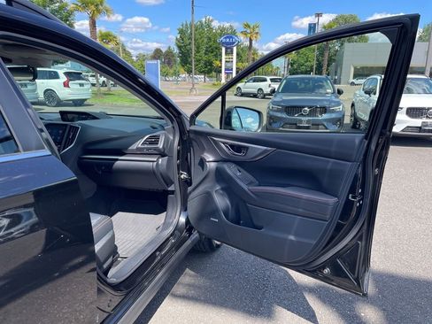 Used 2021 Subaru Crosstrek 2.5i Limited w/ Moonroof Package 2 AWD/4WD image 17