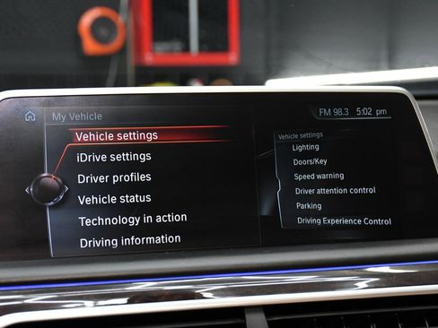 Used 2016 BMW 750i RWD image 58