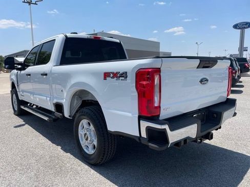 New 2026 Ford F250 XLT w/ FX4 Off-Road Package AWD/4WD image 9