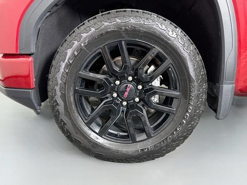Used 2022 GMC Sierra 1500 Elevation w/ LPO, Elevation Black Package AWD/4WD image 29