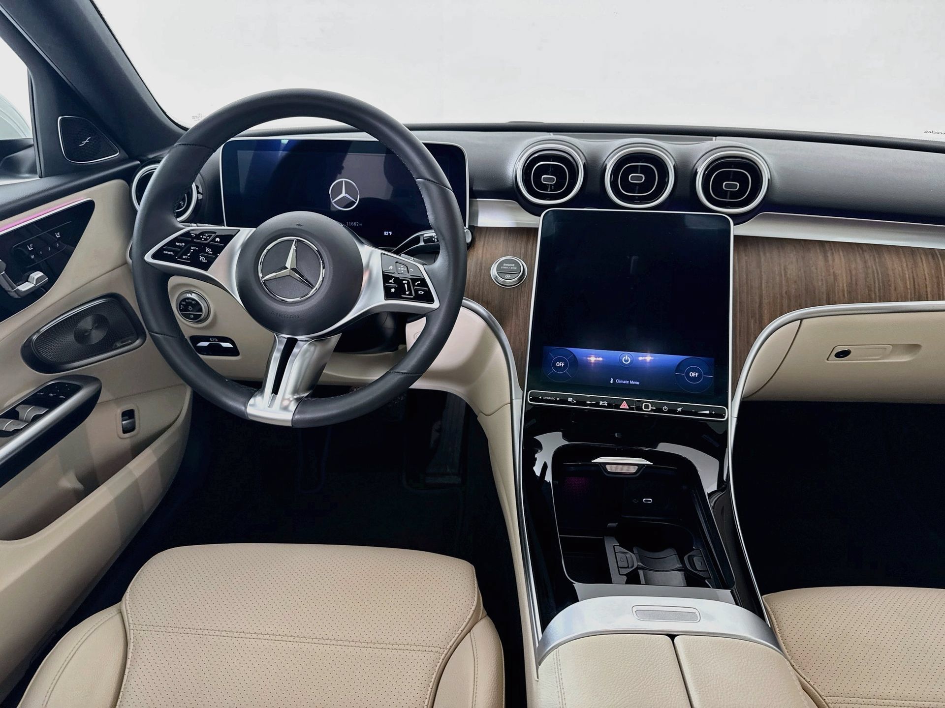 Used 2023 Mercedes-Benz C 300 Sedan image 24
