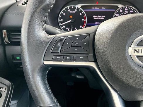 Certified 2021 Nissan Sentra SV image 22