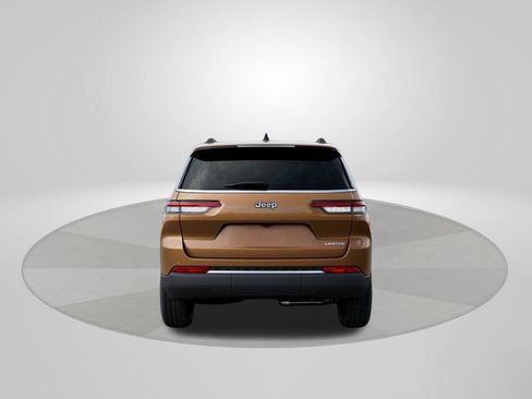 New 2026 Jeep Grand Cherokee L Limited RWD image 7