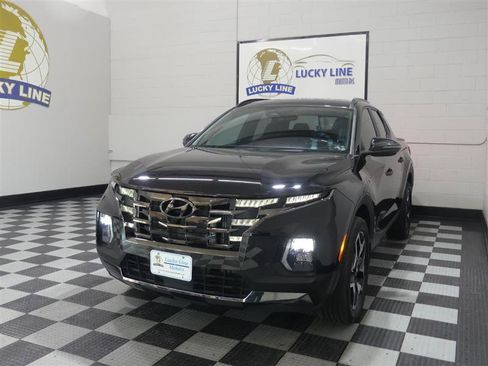Used 2022 Hyundai Santa Cruz Limited AWD/4WD image 4
