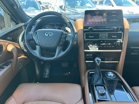Used 2022 INFINITI QX80 Sensory w/ All-Season Package AWD/4WD image 19