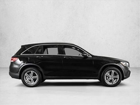 Used 2022 Mercedes-Benz GLC 300 4MATIC image 4
