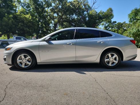 Used 2022 Chevrolet Malibu LS FWD image 4