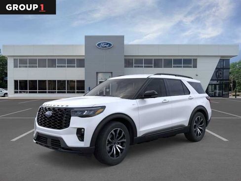 New 2026 Ford Explorer ST-Line RWD image 1