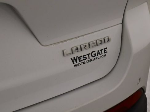 Used 2022 Jeep Grand Cherokee L Laredo w/ Luxury Tech Group I AWD/4WD image 41
