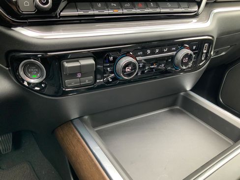 New 2026 Chevrolet Silverado 2500 High Country w/ High Country Premium Package AWD/4WD image 24