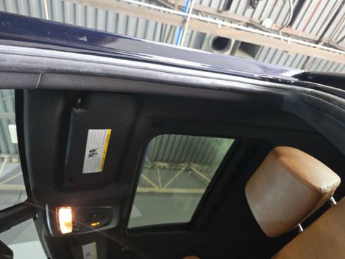 Used 2017 BMW X4 xDrive28i w/ Technology Package AWD/4WD image 9