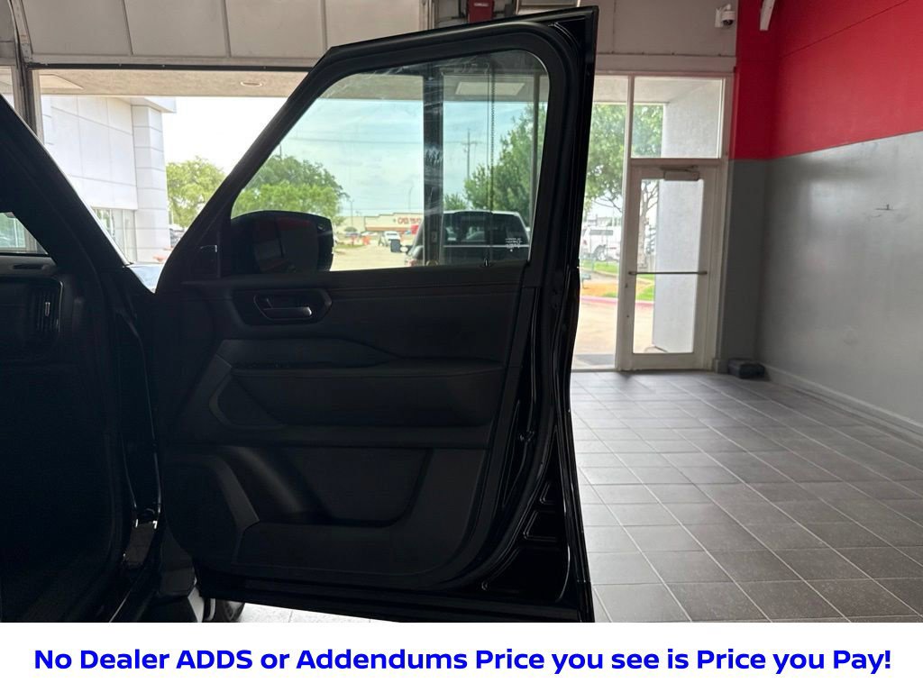 New 2026 Nissan Armada SL w/ Captain's Chari Seat Package AWD/4WD image 31