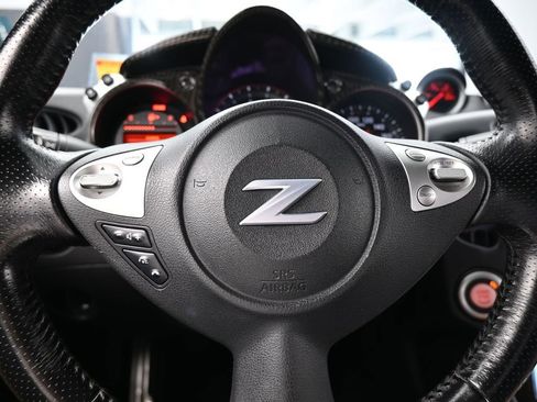 Used 2020 Nissan 370Z w/ Sport Package image 29