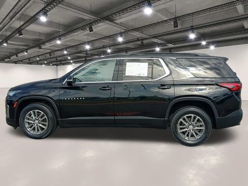 Used 2023 Chevrolet Traverse LT FWD image 13