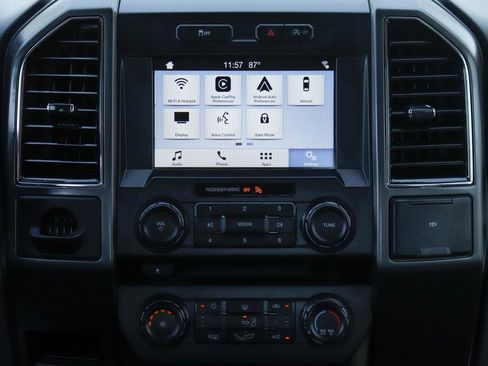 Used 2018 Ford F150 XLT w/ Equipment Group 302A Luxury image 26