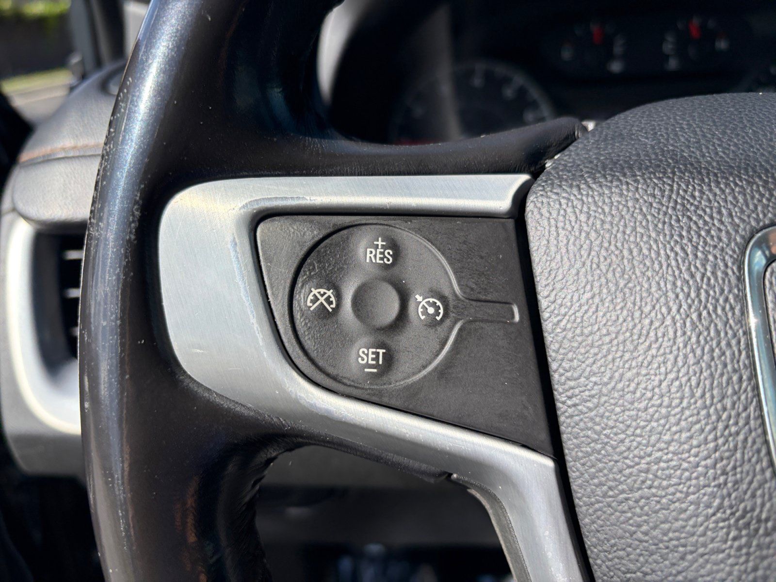 Used 2018 GMC Terrain SLE FWD image 14