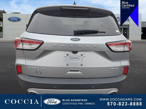 Certified 2022 Ford Escape Titanium image 5