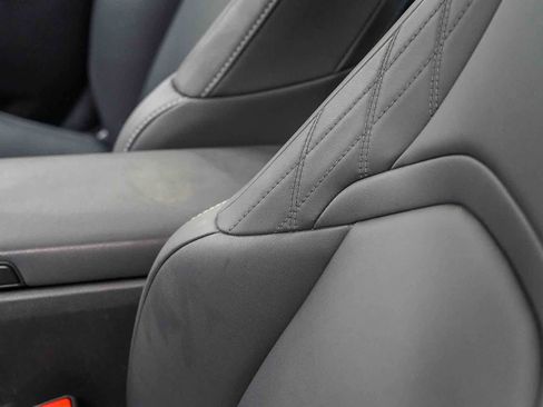 Used 2024 Lexus UX 250h FWD image 20