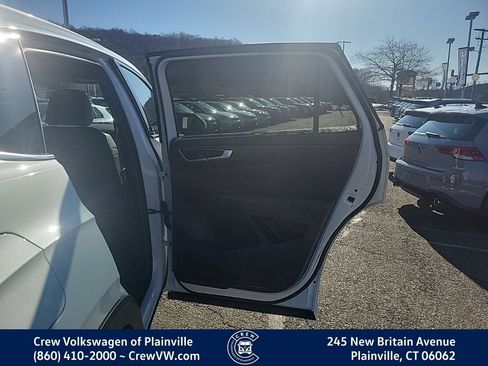 Certified 2025 Volkswagen Atlas Cross Sport SEL Premium R-Line image 45