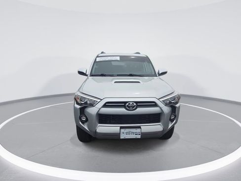 Used 2023 Toyota 4Runner TRD Off-Road AWD/4WD image 3