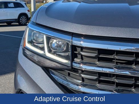 Used 2021 Volkswagen Atlas SEL Premium image 10