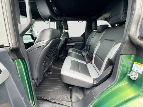 Used 2023 Ford Bronco Black Diamond AWD/4WD image 24