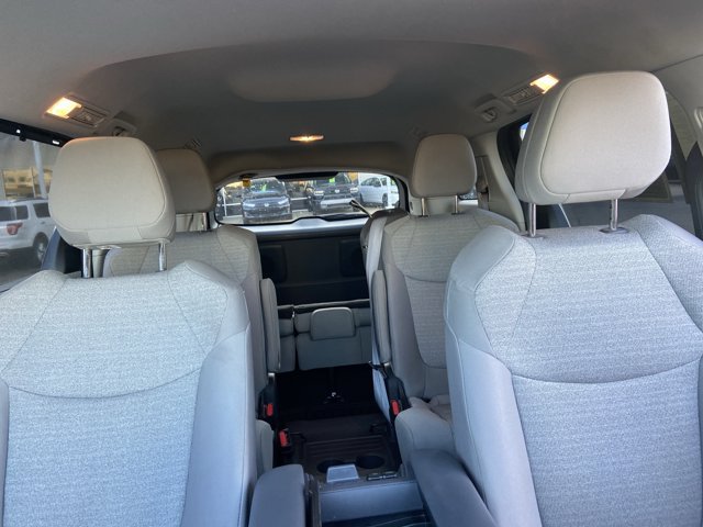 Used 2022 Toyota Sienna LE FWD image 19