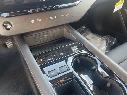 New 2025 Nissan Murano SL image 10