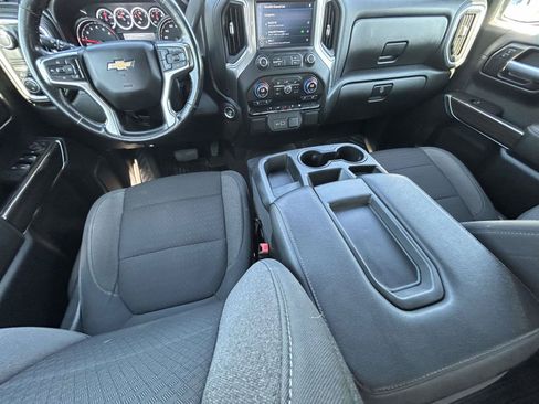Used 2021 Chevrolet Silverado 1500 LT RWD image 15