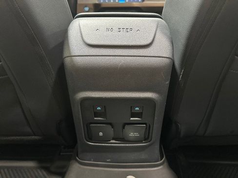 Used 2022 Ford Bronco Outer Banks w/ Sasquatch Package AWD/4WD image 58