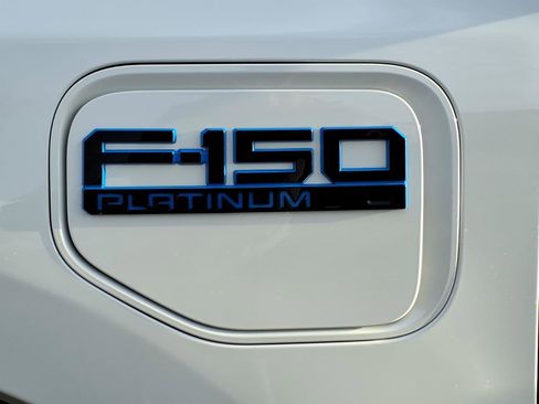Used 2025 Ford F150 Lightning Platinum image 10