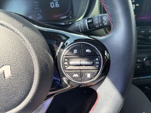 Certified 2023 Kia Soul GT-Line w/ GT-Line Technology Package FWD image 27