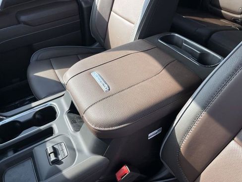 New 2025 GMC Sierra 2500 Denali image 21