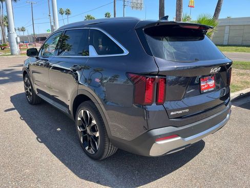 New 2025 Kia Sorento EX w/ Panoramic Sunroof Package image 5