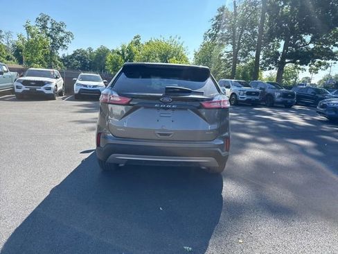 Used 2022 Ford Edge SEL w/ Convenience Package AWD/4WD image 7
