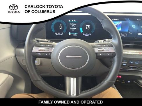 Used 2025 Hyundai Kona SEL FWD image 22