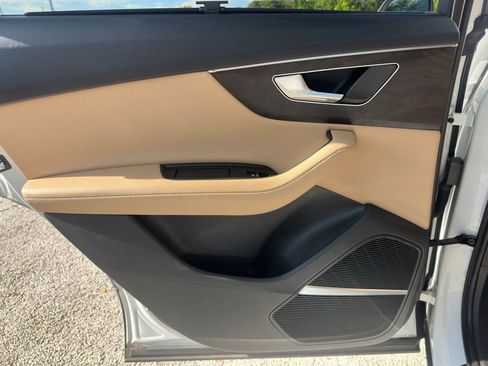 Used 2024 Audi Q7 2.0T Premium Plus image 21