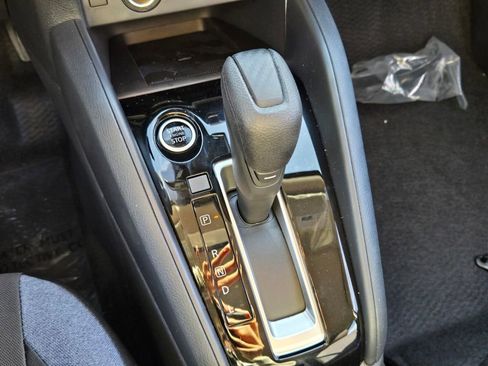 New 2025 Nissan Versa SV w/ Trunk Package image 16