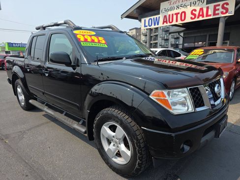 Used 2006 Nissan Frontier LE AWD/4WD image 1