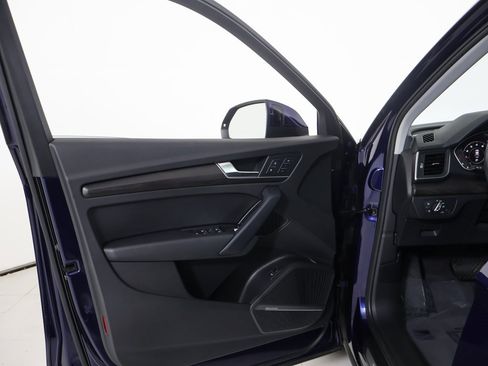 Used 2018 Audi Q5 2.0T Premium Plus w/ Premium Plus Package image 22