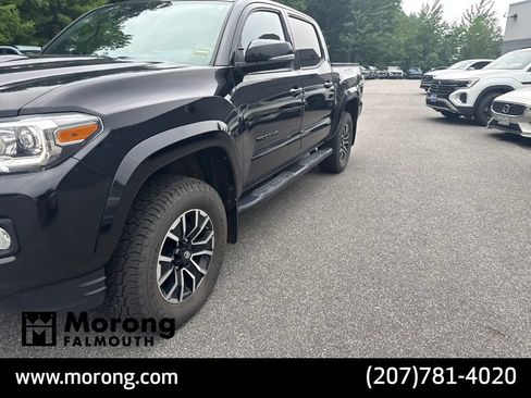 Used 2022 Toyota Tacoma TRD Sport AWD/4WD image 4